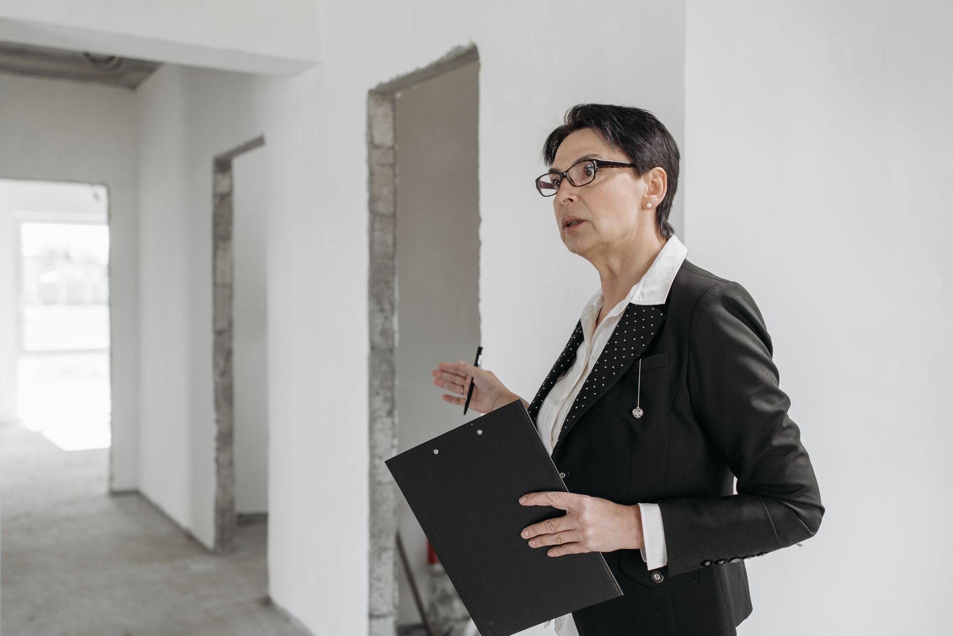 Diagnostiqueur immobilier équipe à Poitiers